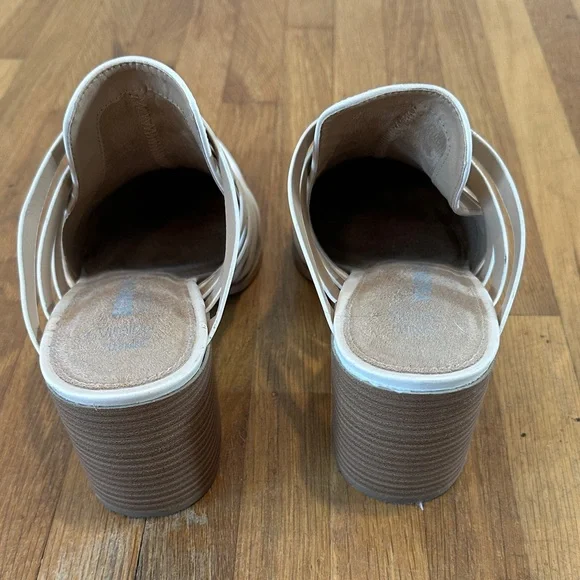 *last chance* Sonoma | Women's Cream Strappy Mules - Picture 7 of 16
